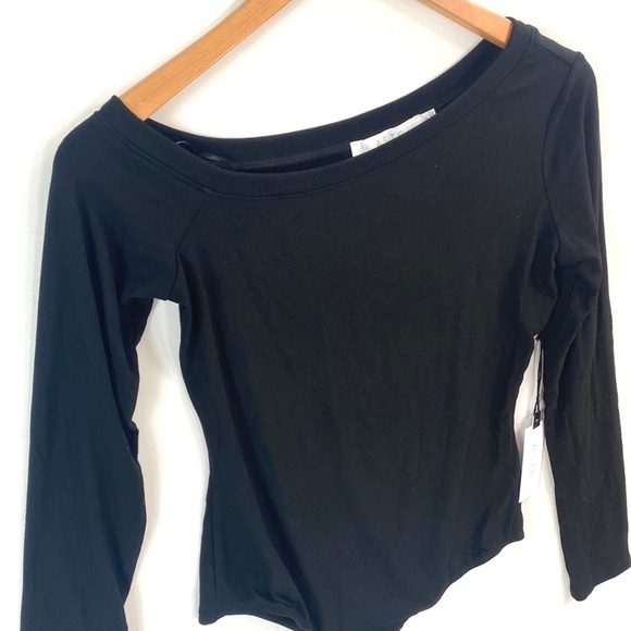 (B7) ASTR Black LongSleeve drop shoulder bodysuit, Size Small, NWT - Picture 7 of 8